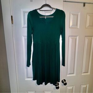 Elegant Green Long Sleeve Dress